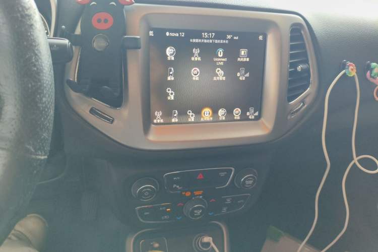 Used Jeep Compass 2017 200T Automatic Family Edition Audio And AC Panel