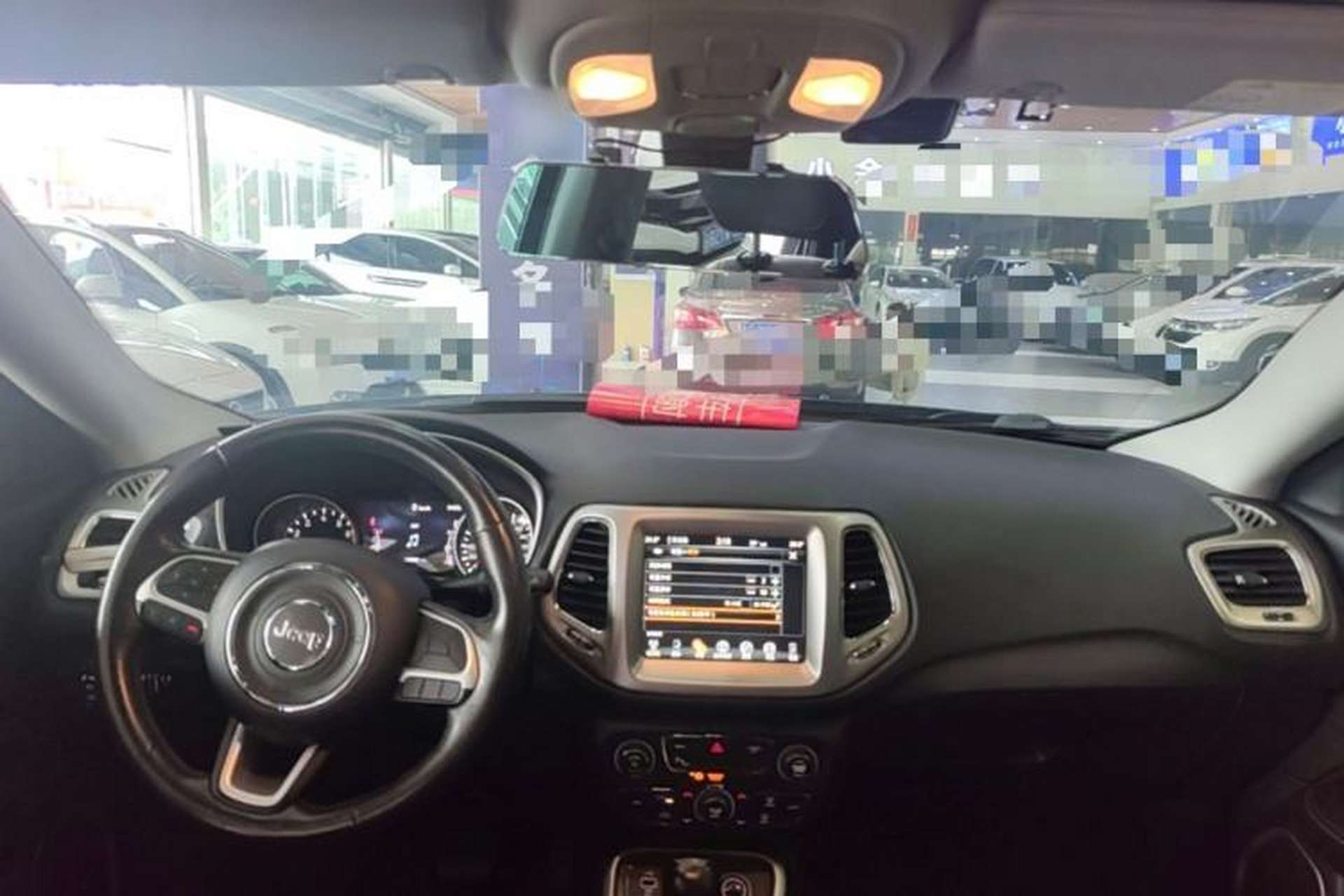 Used Jeep Compass 2017 200T Automatic Family Edition Center Console
