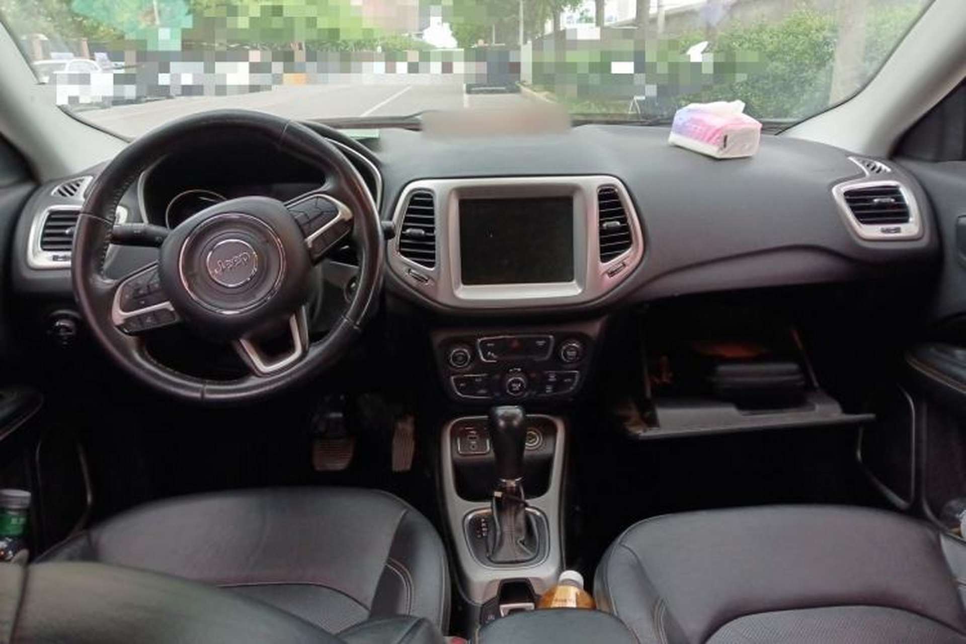 Used Jeep Compass 2017 200T Automatic Family Edition Center Console