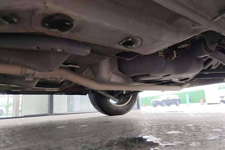 Used Jeep Compass 2017 200T Automatic Family Edition Chassis Rear Left