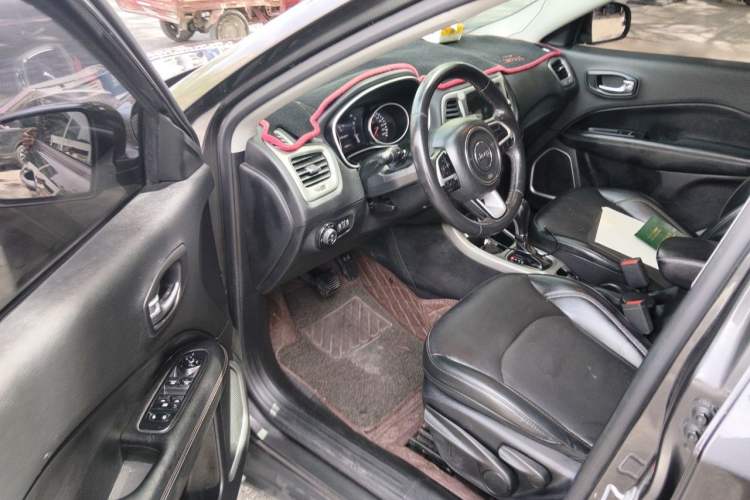 Used Jeep Compass 2017 200T Automatic Family Edition Driver Seat