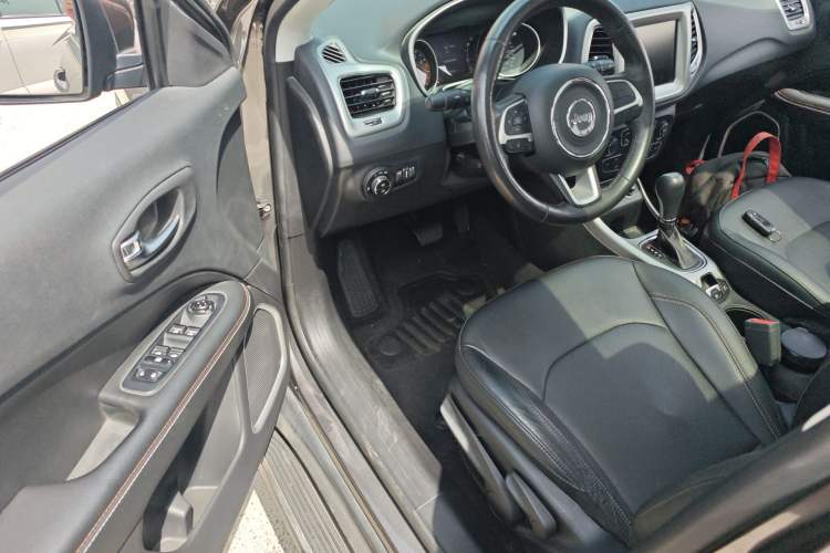 Used Jeep Compass 2017 200T Automatic Family Edition Driver Seat