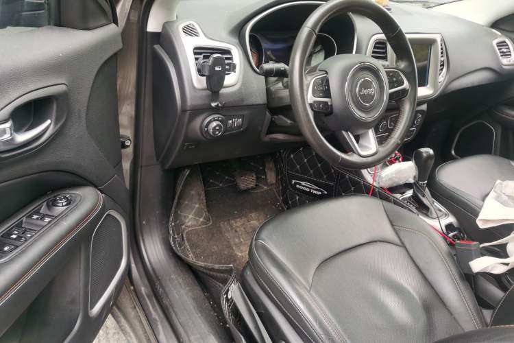 Used Jeep Compass 2017 200T Automatic Family Edition Driver Seat