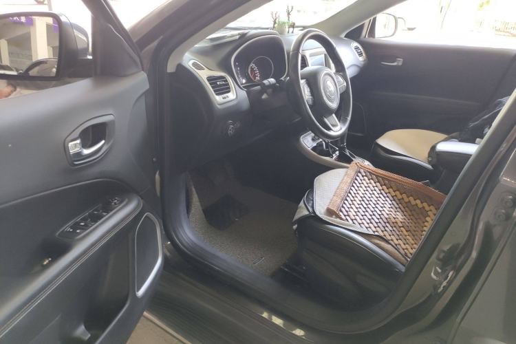 Used Jeep Compass 2017 200T Automatic Family Edition Driver Seat