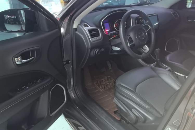 Used Jeep Compass 2017 200T Automatic Enjoyment Version Driver Seat