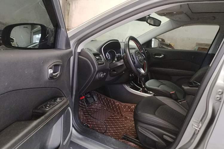 Used Jeep Compass 2017 200T Automatic Enjoyment Version Driver Seat
