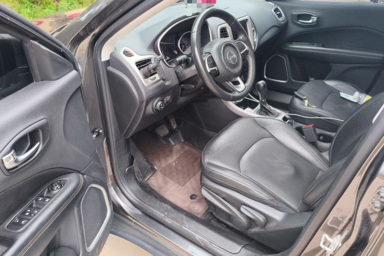Used Jeep Compass 2017 200T Automatic Family Edition Driver Seat