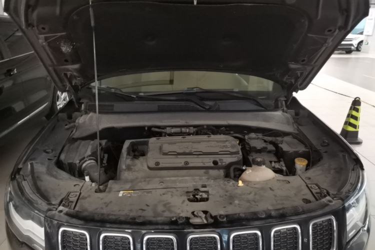 Used Jeep Compass 2017 200T Automatic Family Edition Engine Bay