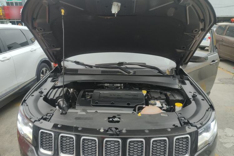 Used Jeep Compass 2017 200T Automatic Family Edition Engine Bay