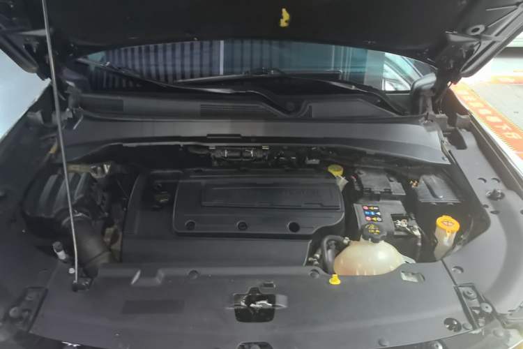 Used Jeep Compass 2017 200T Automatic Enjoyment Version Engine Bay