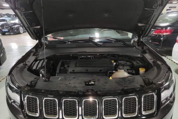Used Jeep Compass 2017 200T Automatic Family Edition Engine Bay