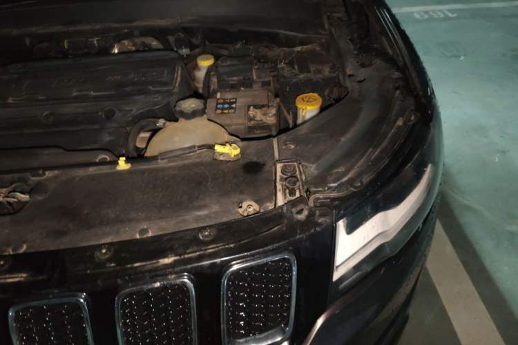 Used Jeep Compass 2017 200T Automatic Family Edition Engine Bay Left