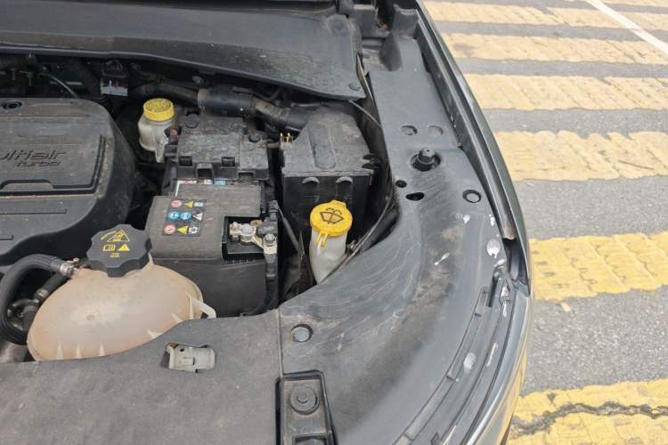 Used Jeep Compass 2017 200T Automatic Family Edition Engine Bay Left