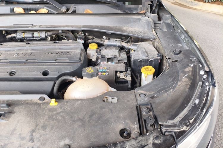 Used Jeep Compass 2017 200T Automatic Family Edition Engine Bay Left