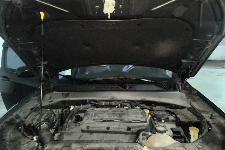 Used Jeep Compass 2017 200T Automatic Enjoyment Version Engine Bay