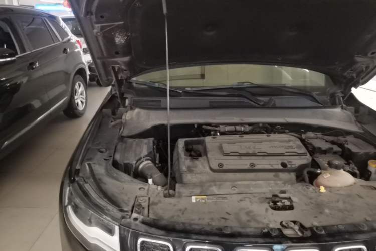 Used Jeep Compass 2017 200T Automatic Family Edition Engine Bay Right
