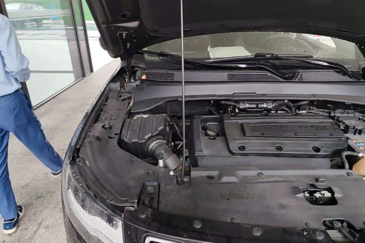 Used Jeep Compass 2017 200T Automatic Family Edition Engine Bay Right