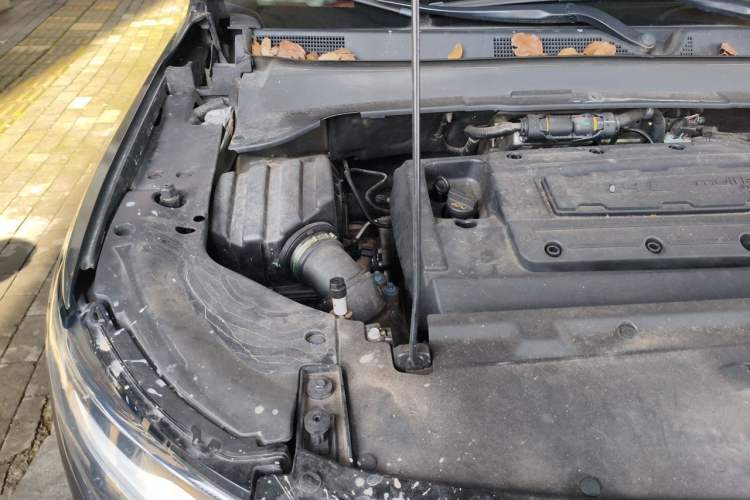 Used Jeep Compass 2017 200T Automatic Family Edition Engine Bay Right