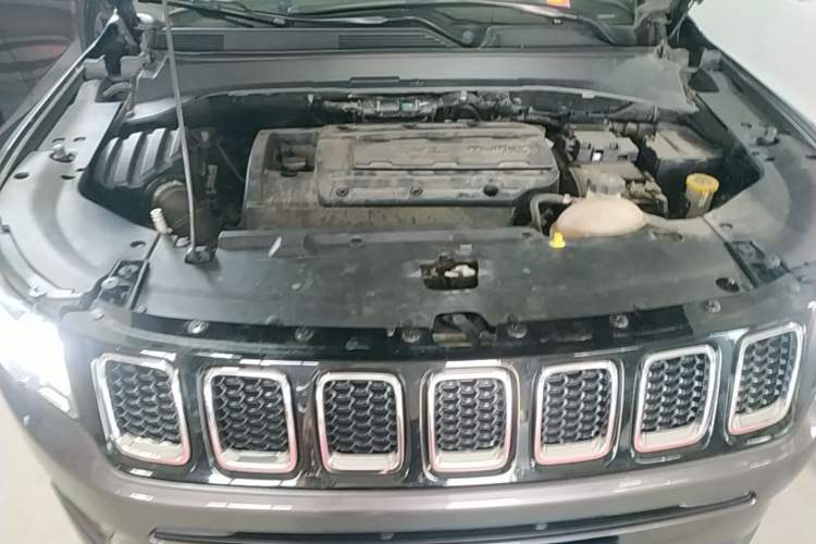 Used Jeep Compass 2017 200T Automatic Family Edition Engine Bay