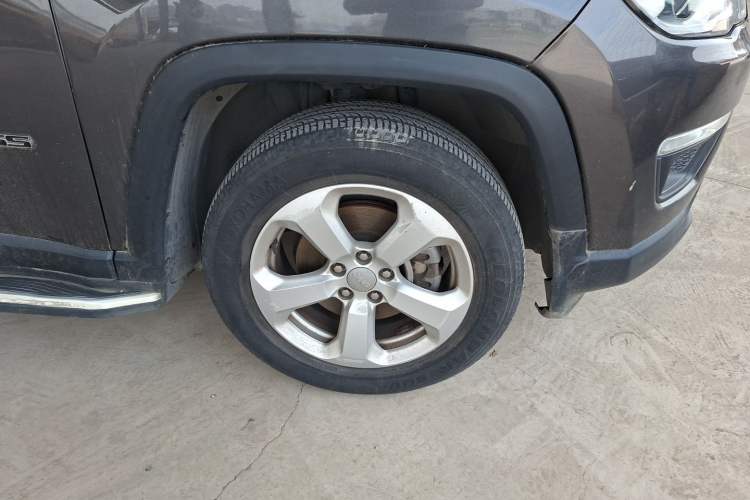 Used Jeep Compass 2017 200T Automatic Family Edition Exterior 1