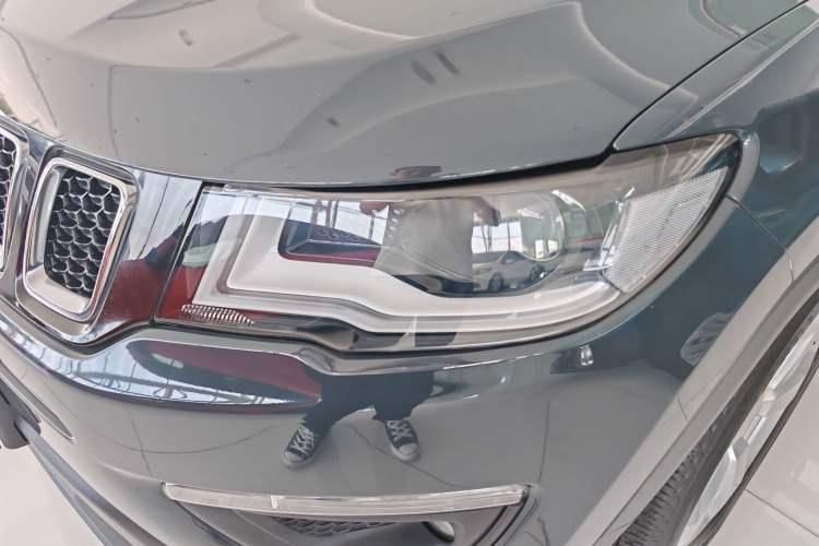Used Jeep Compass 2017 200T Automatic Family Edition Exterior 2