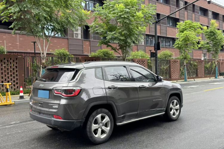 Used Jeep Compass 2017 200T Automatic Family Edition Exterior 4