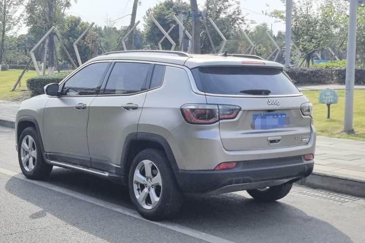 Used Jeep Compass 2017 200T Automatic Family Edition Exterior 5