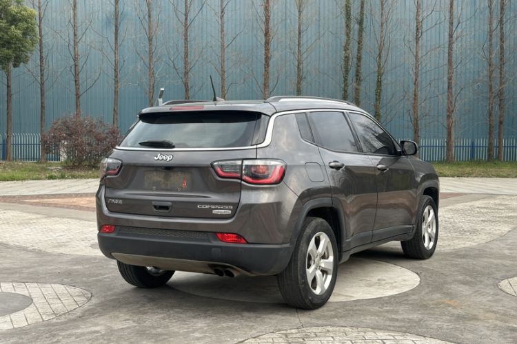 Used Jeep Compass 2017 200T Automatic Family Edition Exterior 6