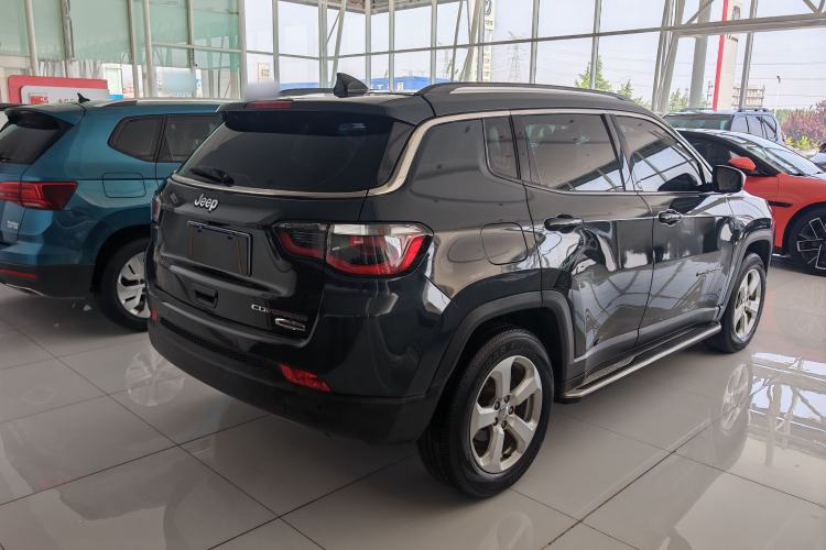 Used Jeep Compass 2017 200T Automatic Family Edition Exterior 8