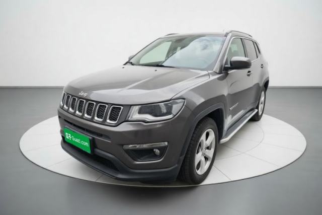 Ojetý Jeep Compass 2017 200T Automatic Family Edition
