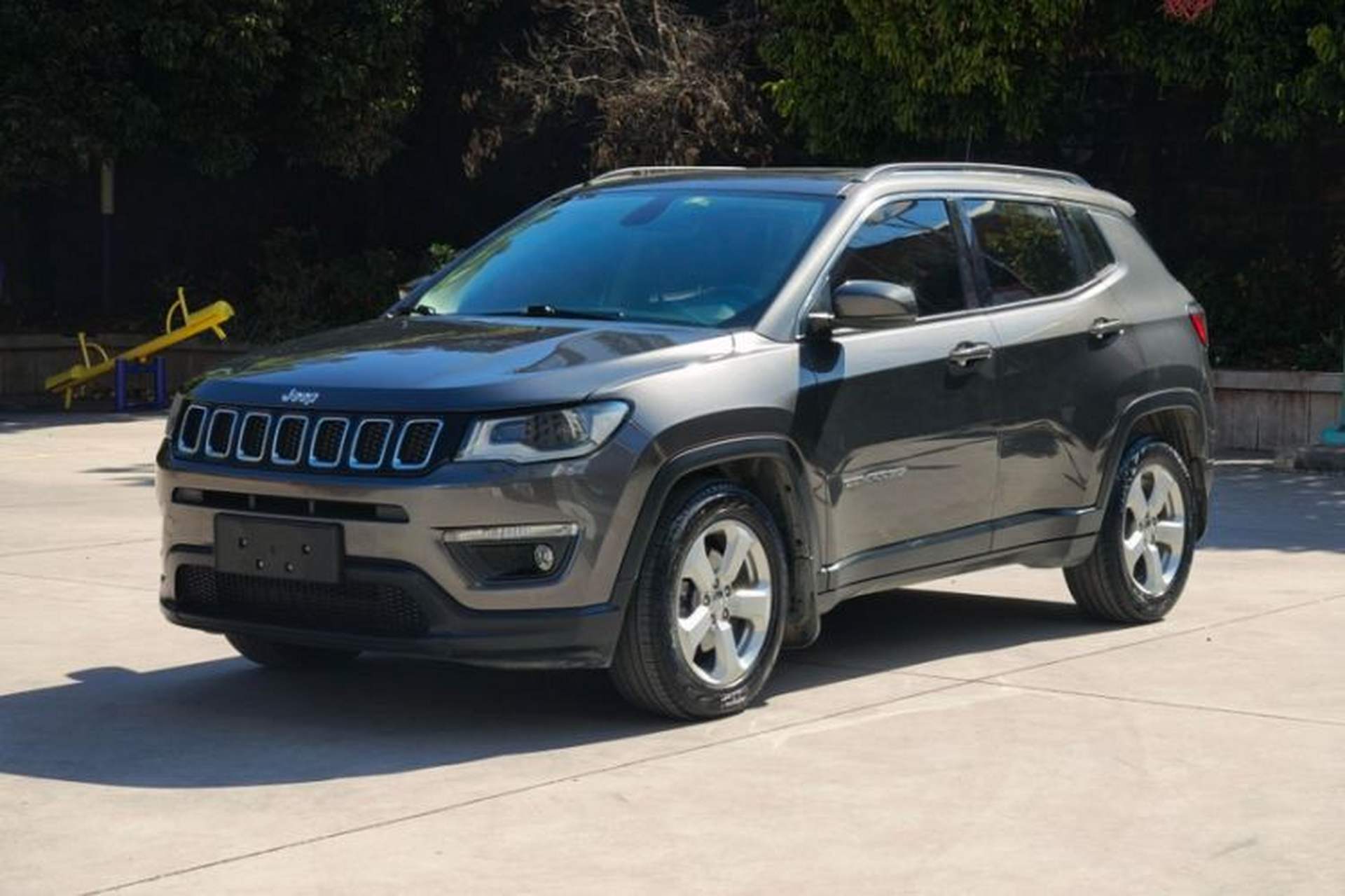 Used Jeep Compass 2017 200T Automatic Family Edition Front Left 45 Deg