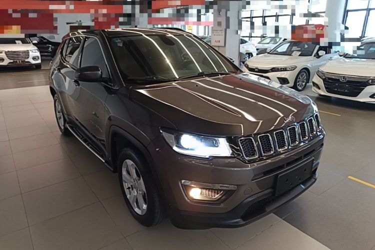 Used Jeep Compass 2017 200T Automatic Family Edition Front Right 45 Deg