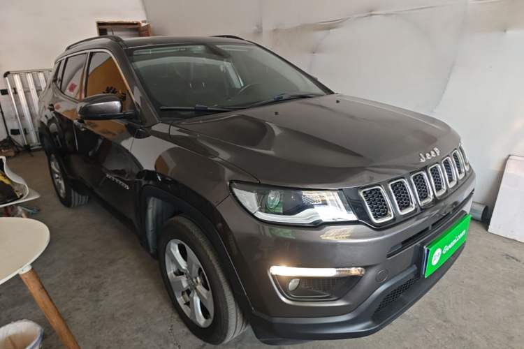 Used Jeep Compass 2017 200T Automatic Family Edition Front Right 45 Deg