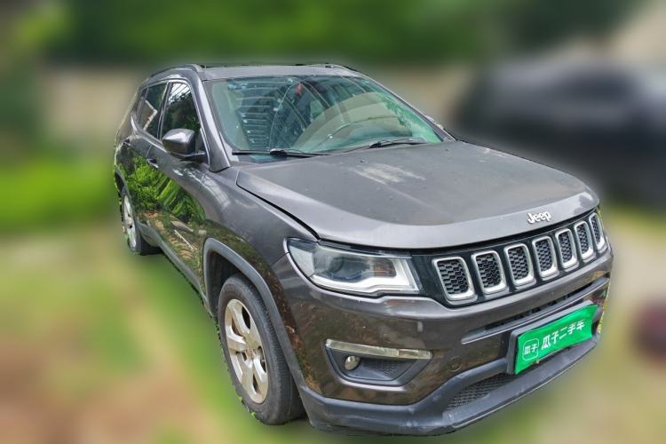 Used Jeep Compass 2017 200T Automatic Family Edition Front Right 45 Deg