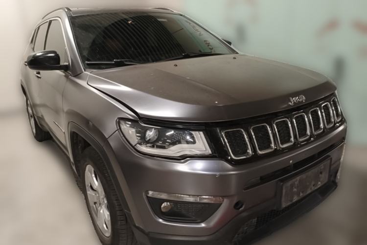 Used Jeep Compass 2017 200T Automatic Family Edition Front Right 45 Deg