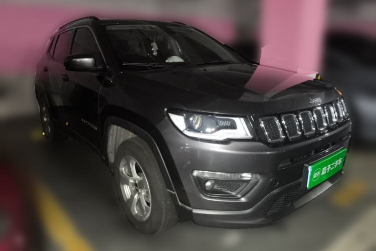 Used Jeep Compass 2017 200T Automatic Family Edition Front Right 45 Deg