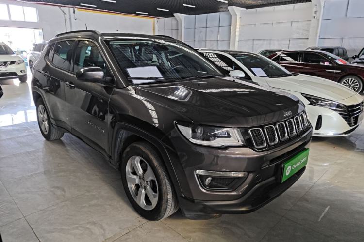 Used Jeep Compass 2017 200T Automatic Enjoyment Version Front Right 45 Deg