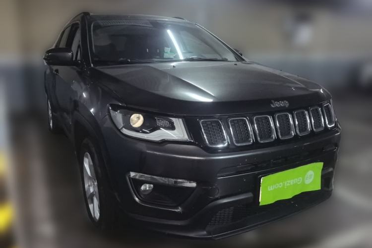Used Jeep Compass 2017 200T Automatic Family Edition Front Right 45 Deg