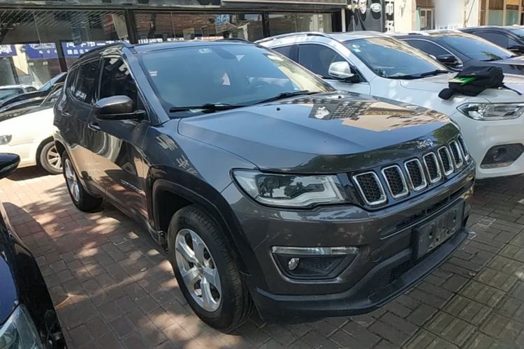 Used Jeep Compass 2017 200T Automatic Family Edition Front Right 45 Deg