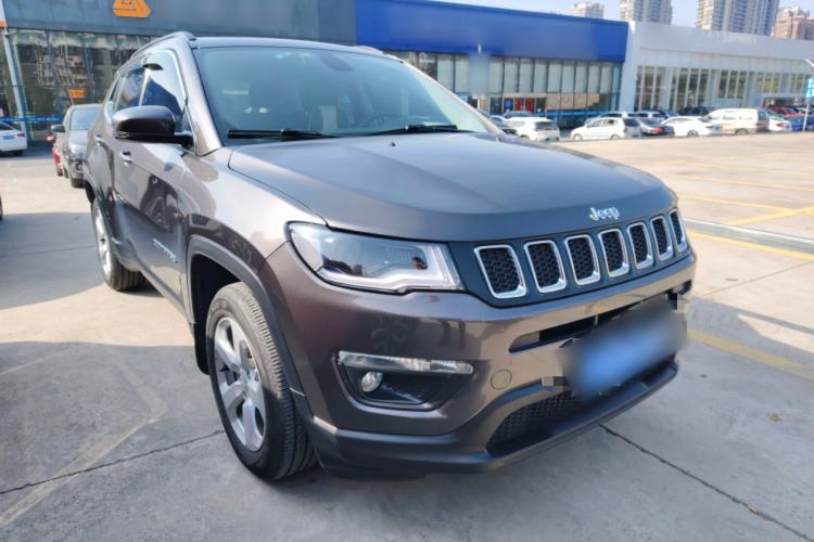 Used Jeep Compass 2017 200T Automatic Family Edition Front Right 45 Deg