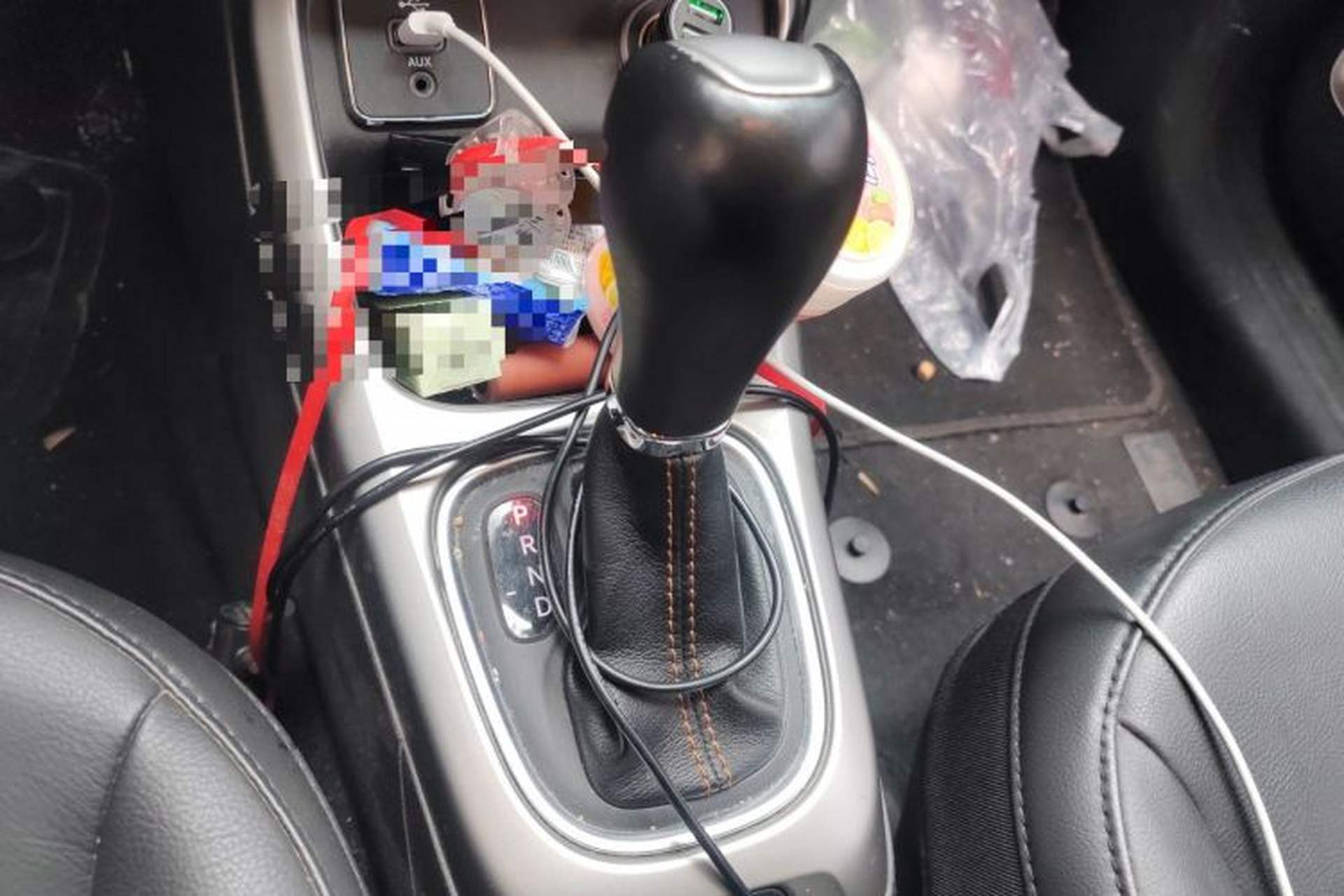 Used Jeep Compass 2017 200T Automatic Family Edition Gear Lever
