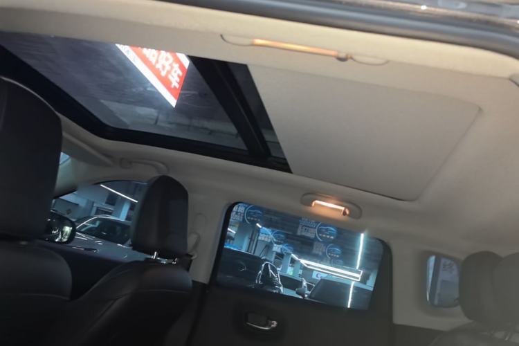 Used Jeep Compass 2017 200T Automatic Enjoyment Version Headliner