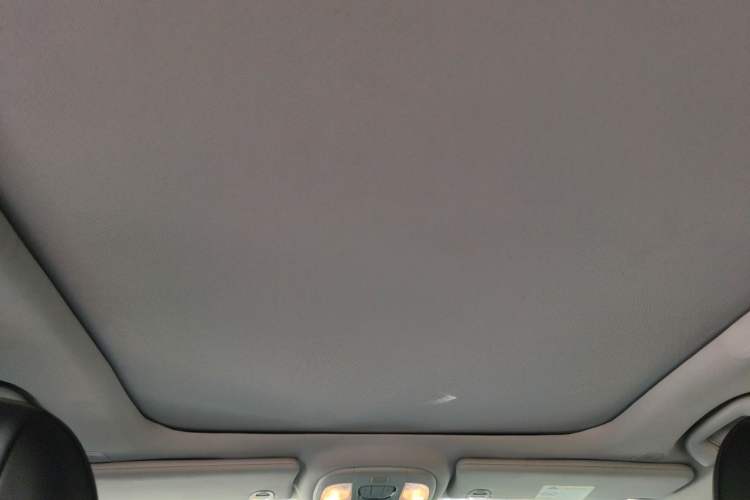 Used Jeep Compass 2017 200T Automatic Family Edition Headliner