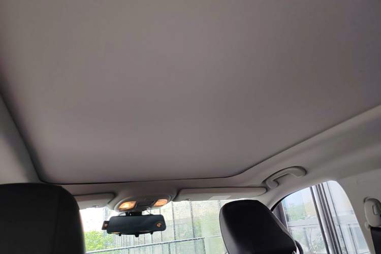 Used Jeep Compass 2017 200T Automatic Family Edition Headliner