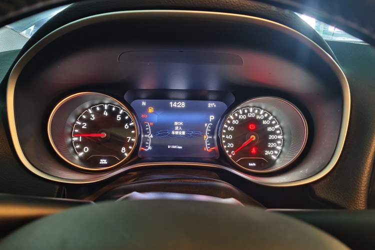 Used Jeep Compass 2017 200T Automatic Family Edition Instrument Cluster