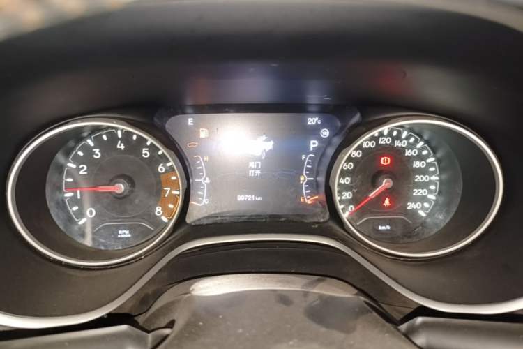 Used Jeep Compass 2017 200T Automatic Family Edition Instrument Cluster