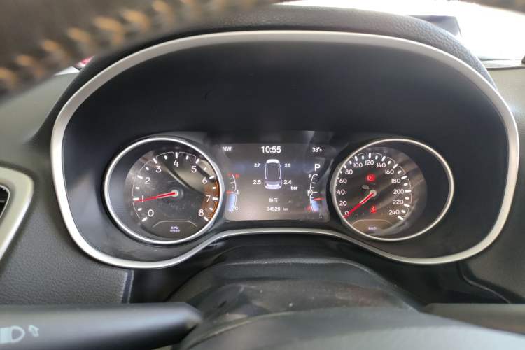 Used Jeep Compass 2017 200T Automatic Family Edition Instrument Cluster