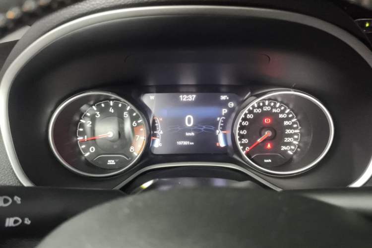 Used Jeep Compass 2017 200T Automatic Family Edition Instrument Cluster
