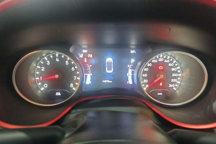 Used Jeep Compass 2017 200TS Automatic High-Performance All-Wheel Drive Edition Instrument Cluster