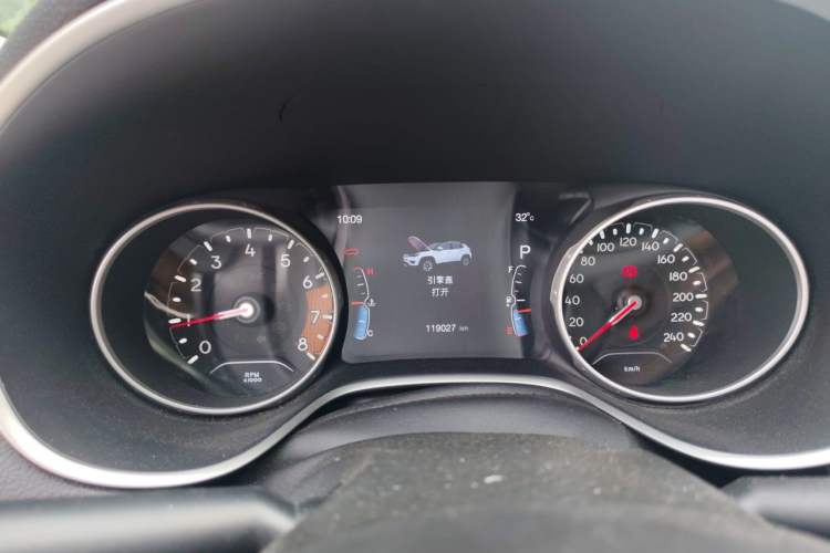 Used Jeep Compass 2017 200T Automatic Family Edition Instrument Cluster